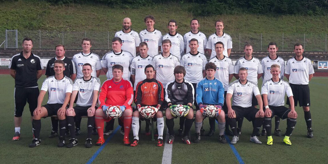 Mannschaftsfoto Zweite 2016 17 web